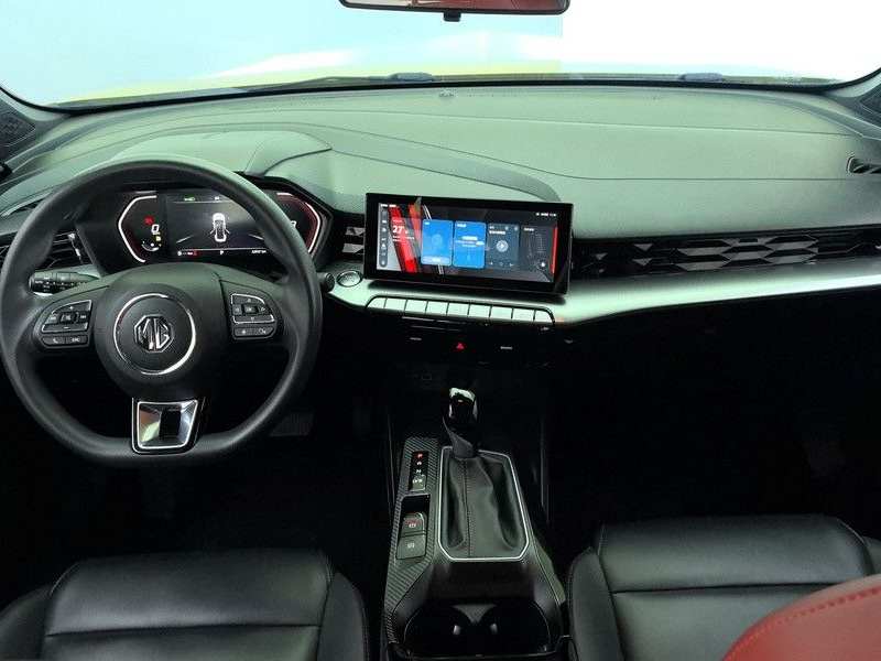 Used MG 5 2021 Revised Version 180 DVVT CVT Youth Luxury Edition — 4