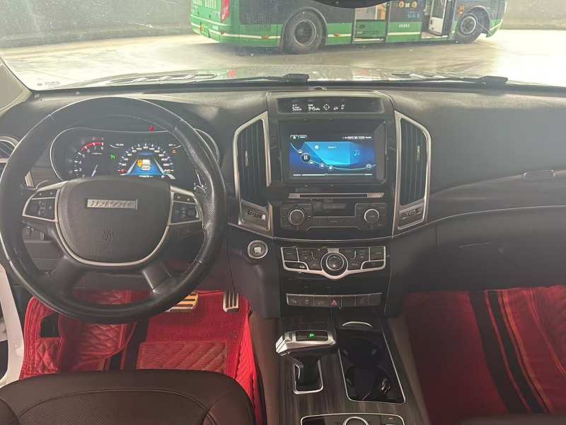 Used Haval H9 2017 2.0T Gasoline 4×4 Luxury 7-Seater — 11