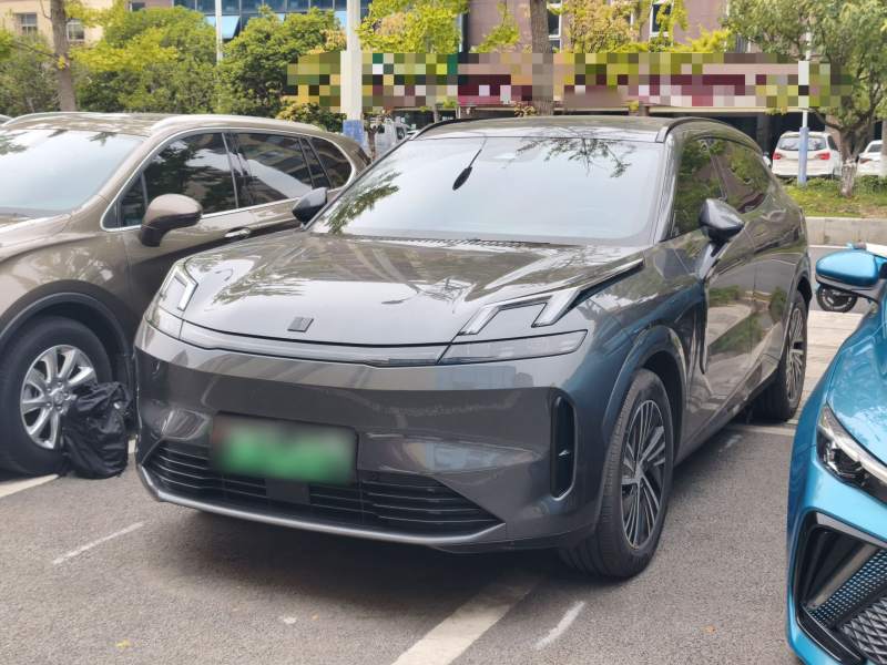 Used Lynk & Co 08 EM-P 2025 120km Long-Range Pro — 1