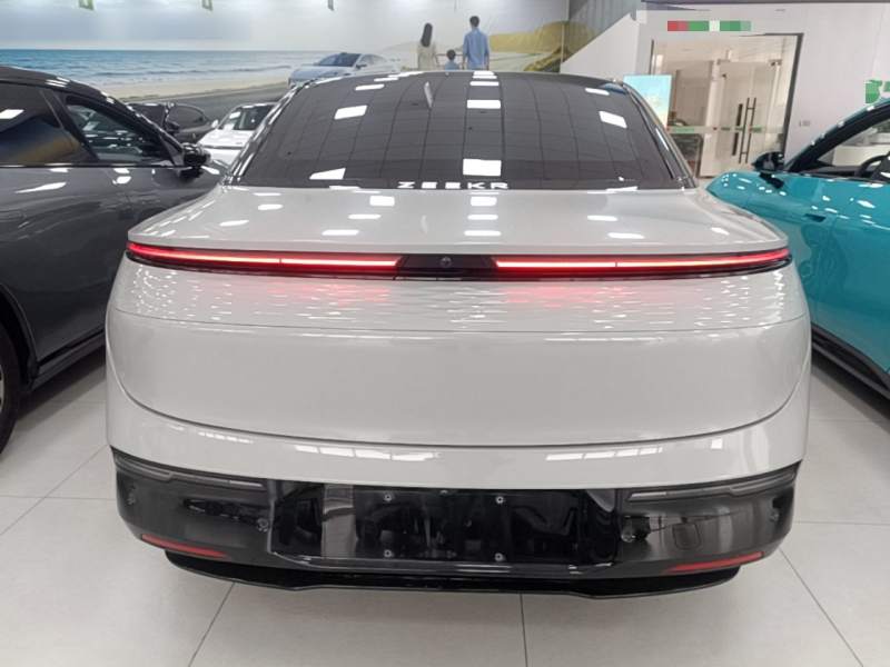 Used Zeekr 007 2025 Rear-Drive Intelligent Driving Version 75 kWh — 5