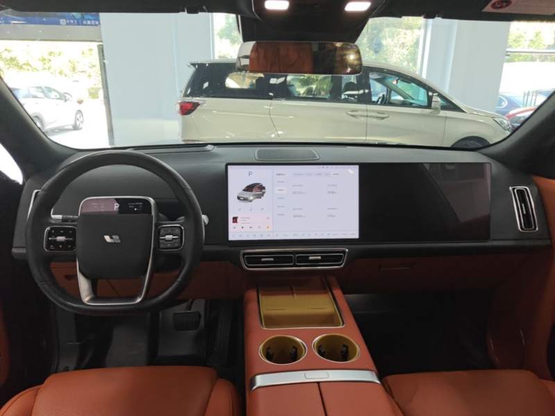 Used Li Auto L9 2022 Max model — 9