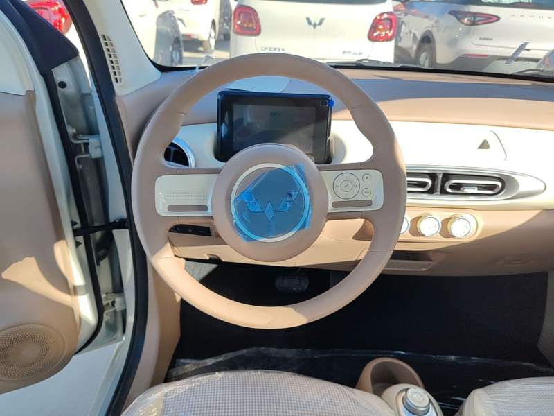 Used Wuling Hongguang MINIEV 2025 Four-Door Version Advanced Edition — 10