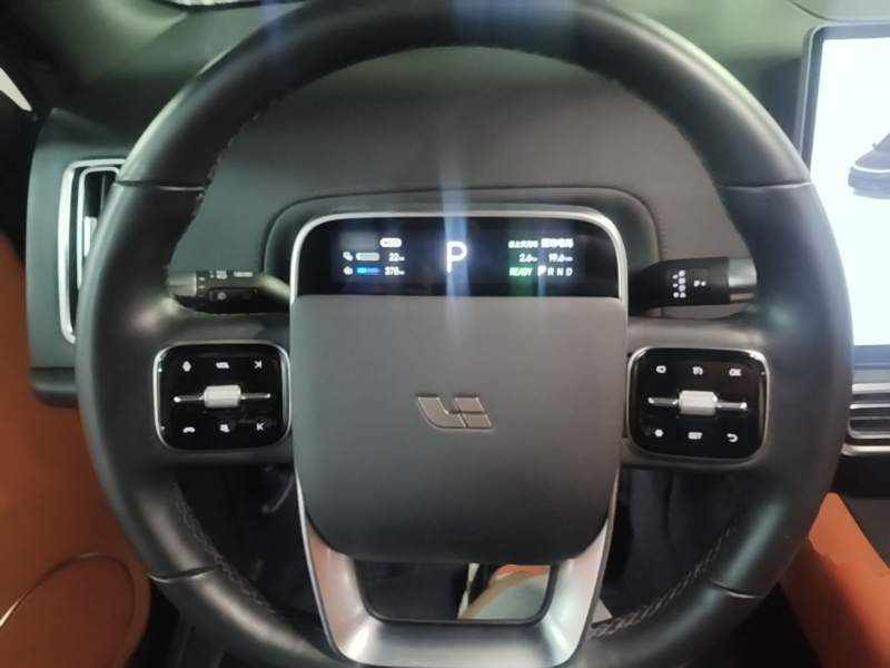 Used Li Auto L8 2023 Air model — 10