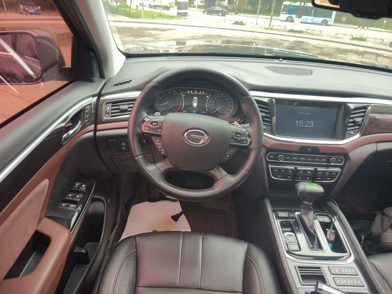 Used GAC Trumpchi GS8 2017 320T Two-Wheel Drive Luxury Smart Connectivity Version (7 Seats) — 10