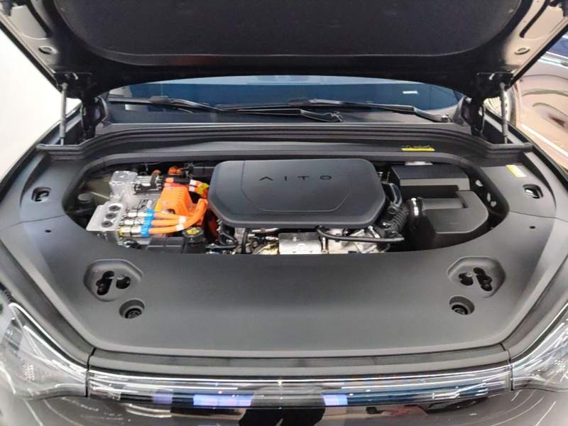 Used Hima AITO M9 2025 Extended-Range Ultra Version 52 kWh 6-Seater — 19