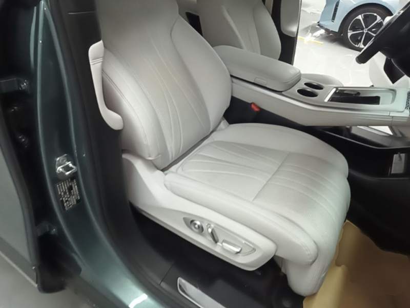 Used XPeng G9 2022 702 Max — 24
