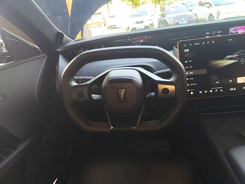 Used Avatr 06 2025 Max Extended-Range Edition — 10