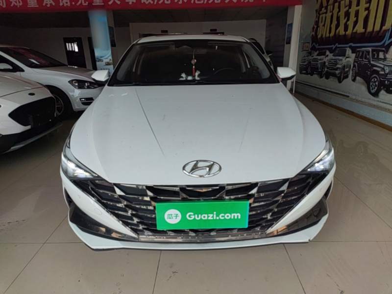 Used Hyundai Elantra 2022 1.5L CVT LUX Prestige Edition — 2