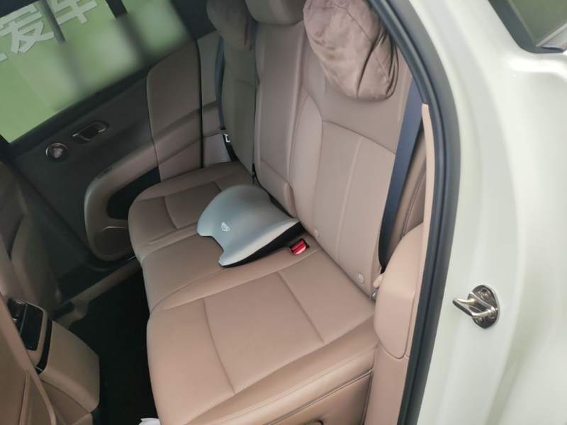 Used Li Auto i6 2025 Model Two-Wheel-Drive Standard Type — 16