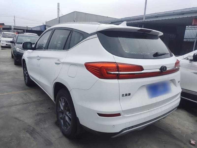 Used BYD Song 2019 1.5TI Automatic Smart Connect Dynamic Model — 4