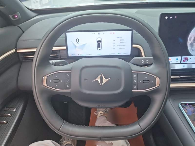 Used Dongfeng eπ eπ008 2025 210 Ultra Range-Extended Version 5 Seats — 10