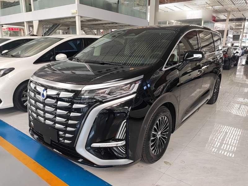 Used Denza D9 2024 DM-i 1050 Luxury Model