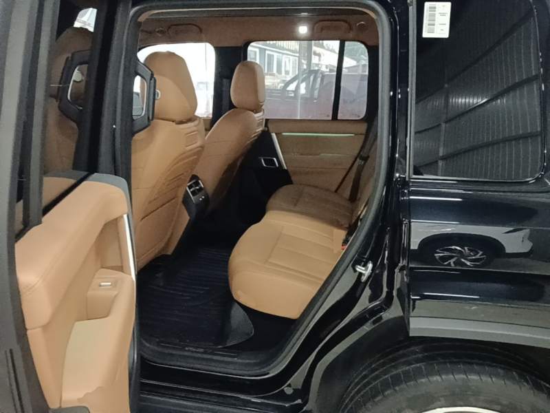 Used iCAR V27 2026 Model 200KM Four-Wheel Drive Falcon 500 — 16