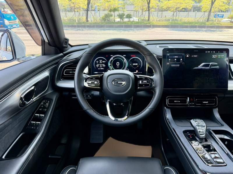 Used GAC Trumpchi GS8 2022 Dual-Engine Series 2.0TM Two-Wheel Drive Prestige Edition (7 Seats) — 42