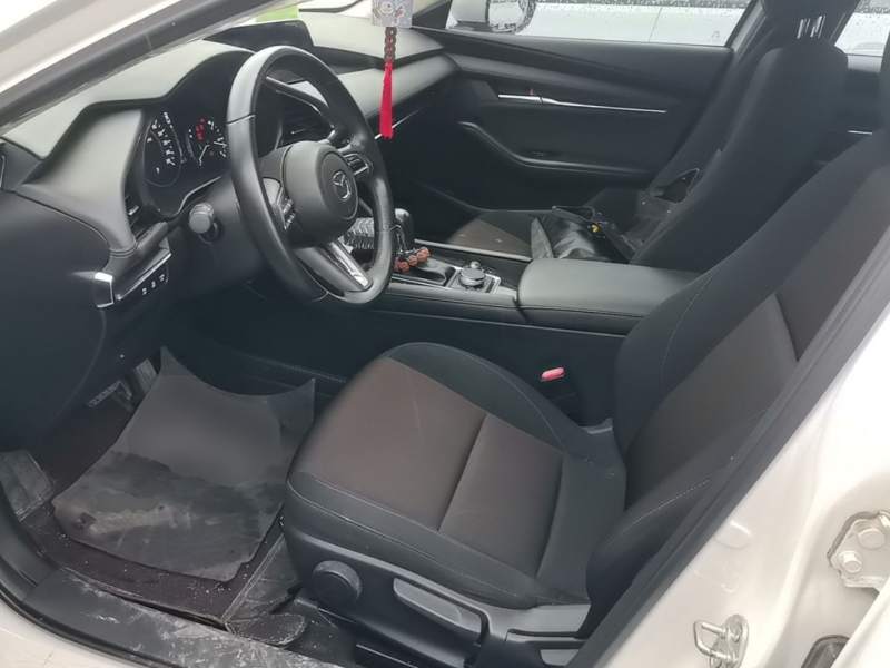 Used Mazda 3 Axela 2021 2.0L Automatic ZhiXuan Edition — 14