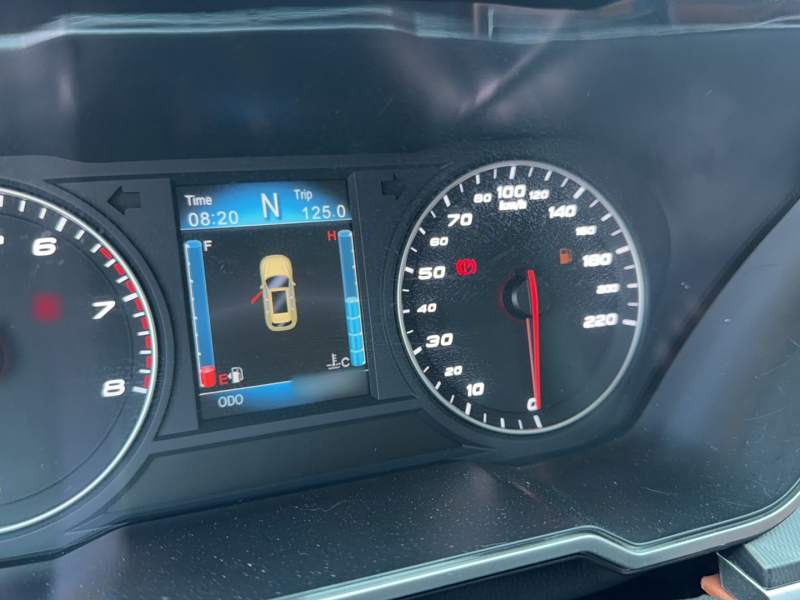 Used Zotye T700 2017 1.8T Dual-Clutch Luxury Model – Prestige — 11
