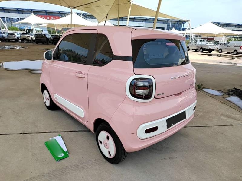 Used Bestune Pony 2024 170km Vitality Horse — 4