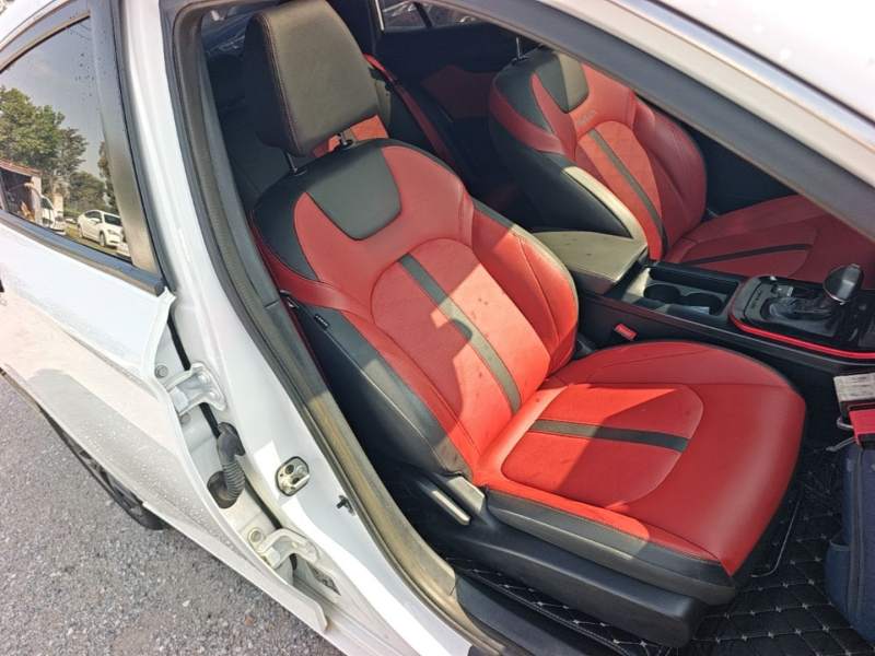 Used Dongfeng Aeolus Yixuan 2021 230T Automatic Hunter Edition — 24