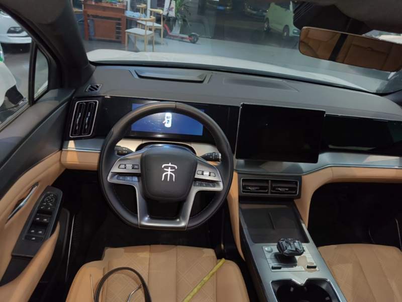 Used BYD Song L DM-i 2024 112 km Leading Edition — 10