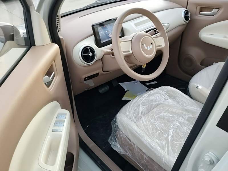 Used Wuling Hongguang MINIEV 2025 Four-Door Version Advanced Edition — 15