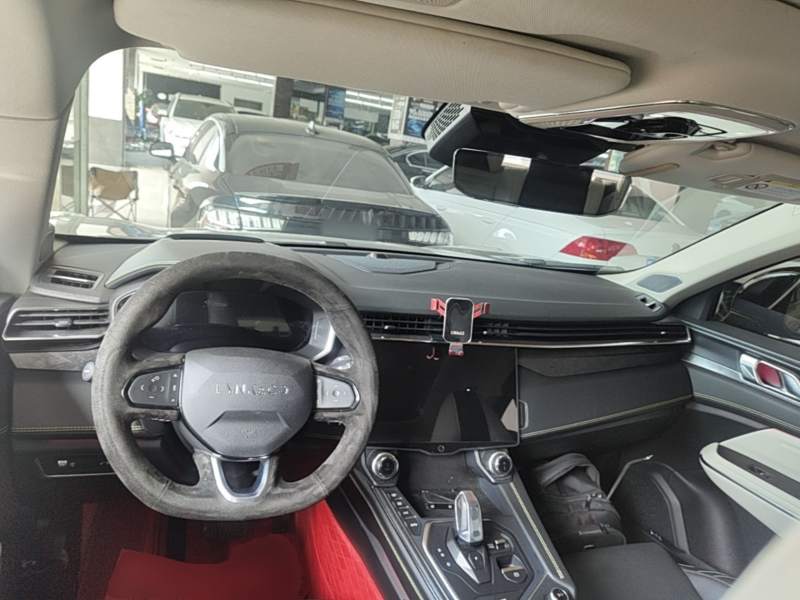 Used Lynk & Co 05 2020 2.0TD Two-Wheel Drive Shine Halo — 9