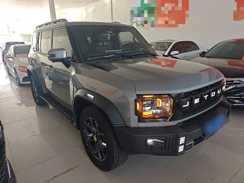 Used JETOUR Traveler 2023 2.0T All-Wheel Drive CrossPRO+ — 3