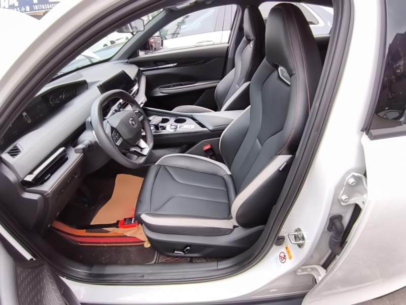 Used CHANGAN UNI-V 2023 1.5T Prestige Model — 14