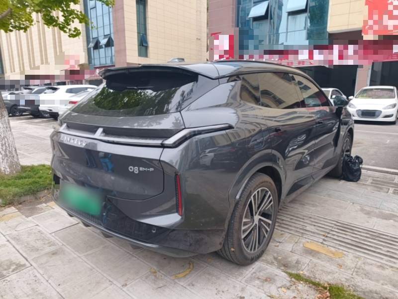 Used Lynk & Co 08 EM-P 2025 120km Long-Range Pro — 6