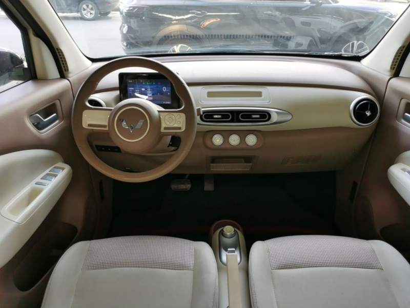 Used Wuling Hongguang MINIEV 2025 Four-Door Version Advanced Edition — 9