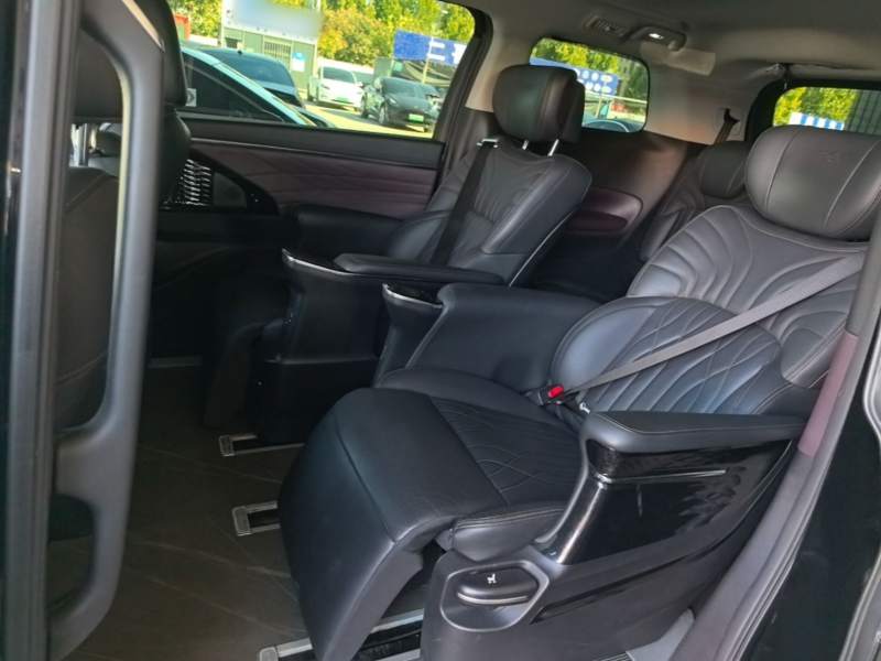 Used GAC Trumpchi M8 2024 Master Series 400T Prestige Edition — 16