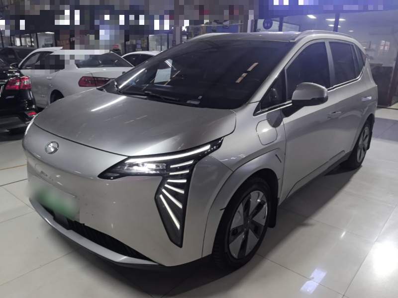 Used AION Y 2023 Younger — 1