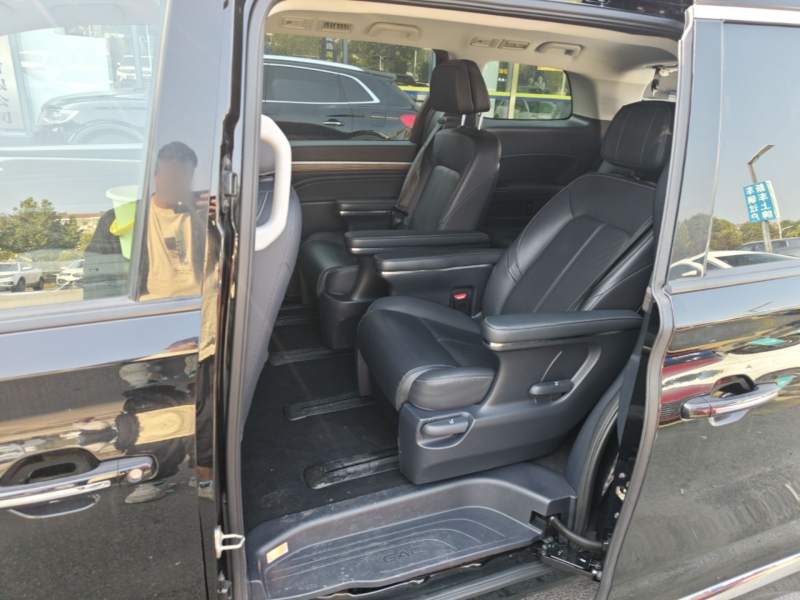 Used GAC Trumpchi M8 2023 Lingxiu Series 390T Deluxe Edition — 16