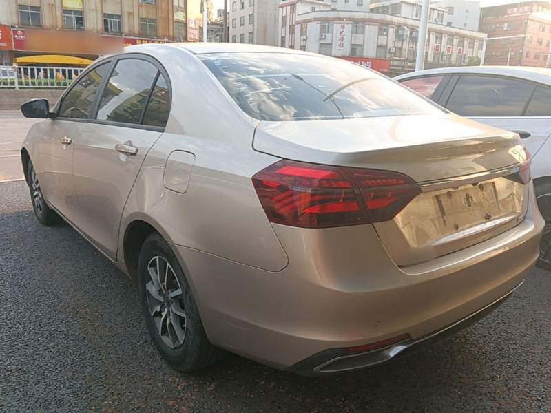 Used Geely Auto Emgrand 2019 Leading Edition 1.5L Manual Luxury Model China VI Standard — 4