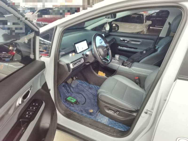 Used AION Y 2023 Younger Star Edition — 15