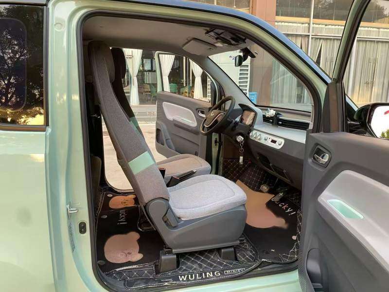 Used Wuling Hongguang MINIEV 2022 Macaron Premium Model – Lithium Iron Phosphate — 39