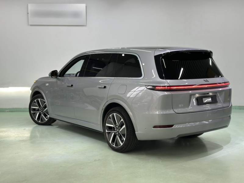 Used Li Auto L9 2023 Pro Model — 34