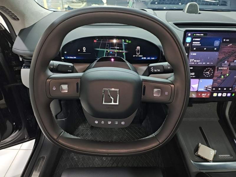 Used Zeekr 007 2025 Rear-Drive Intelligent Driving Version 75 kWh — 10