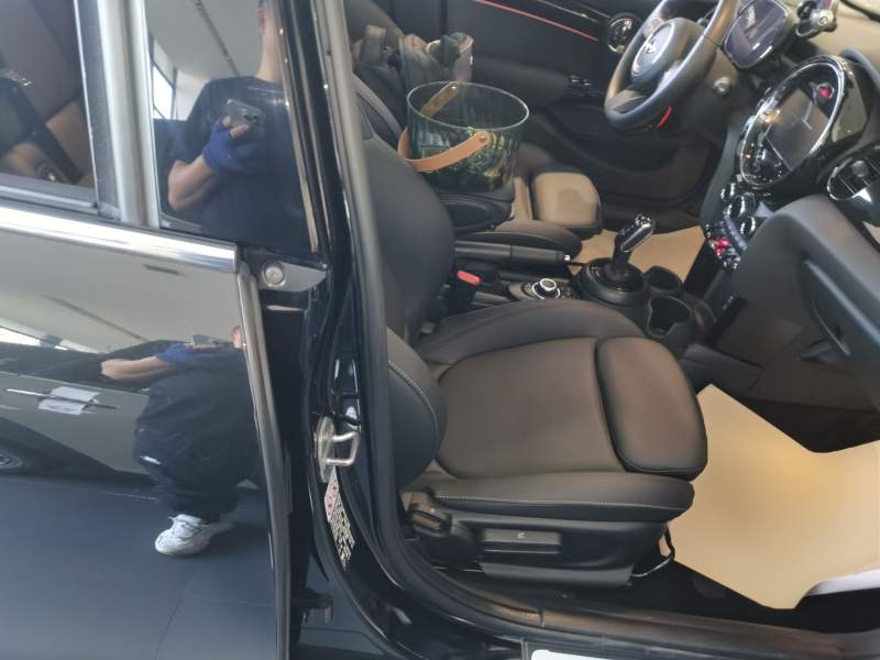 Used MINI 2023 Updated 1.5T COOPER Artist Five-Door Edition — 24