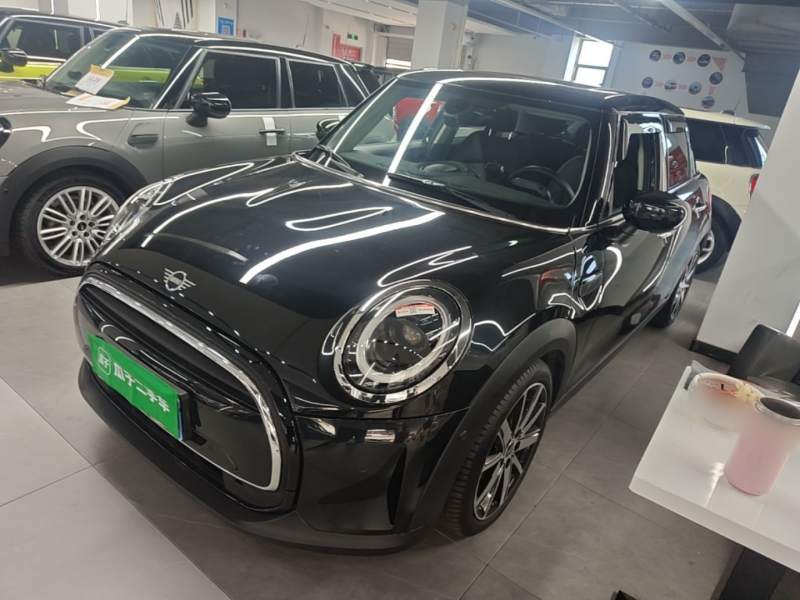 Used MINI 2023 Updated 1.5T COOPER Artist Five-Door Edition