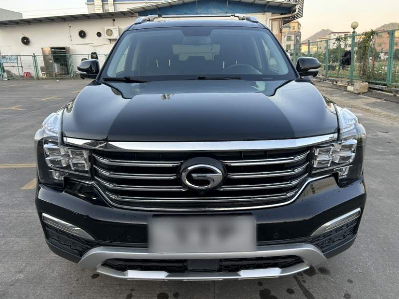 Used GAC Trumpchi GS8 2017 320T Two-Wheel Drive Luxury Smart Connectivity Version (7 Seats) — 17