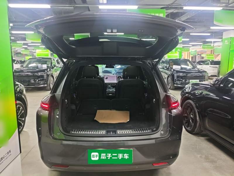 Used Li Auto L8 2023 Pro Model — 18