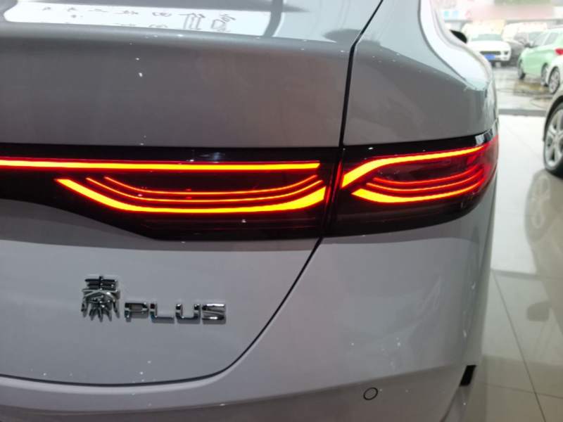 Used BYD Qin PLUS 2025 DM-i Smart Drive 55KM Leading Model — 7