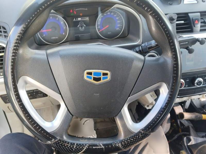 Used Geely Auto Emgrand 2016 Sedan 1.5L Manual Fashion Edition — 11