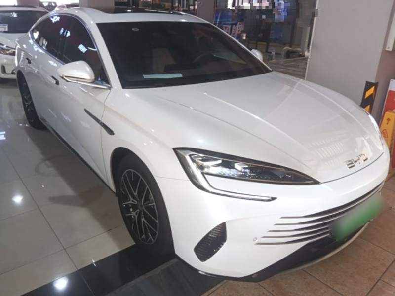 Used BYD Seal 2023 DM-i 1.5L 121km Prestige Model — 3