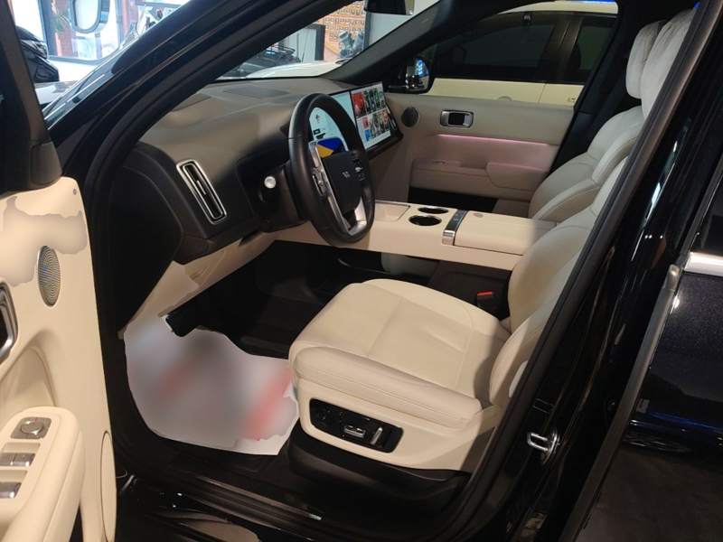 Used Li Auto L9 2024 Ultra Model — 15