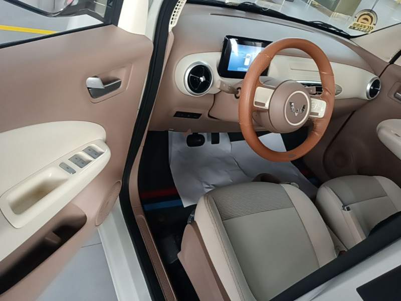 Used Wuling Hongguang MINIEV 2025 Four-Door Version Advanced Edition — 15