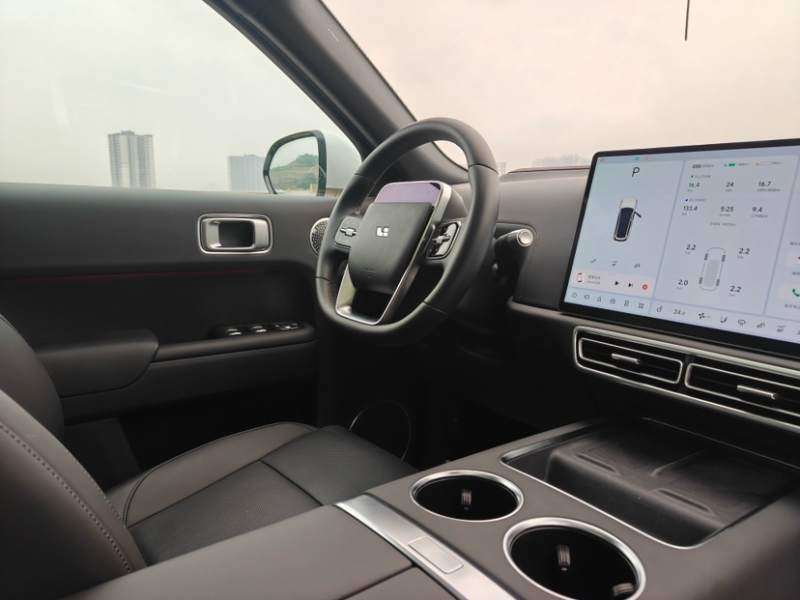 Used Li Auto L9 2025 Ultra Smart Refreshed Edition — 42