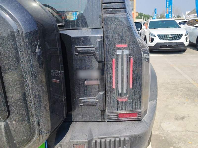 Used JETOUR Traveler 2023 2.0T All-Wheel-Drive CrossPRO — 7