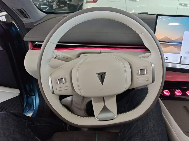 Used Deepal L07 2024 230Max Qiankun Intelligent Driving ADS SE Range-Extended Version — 6