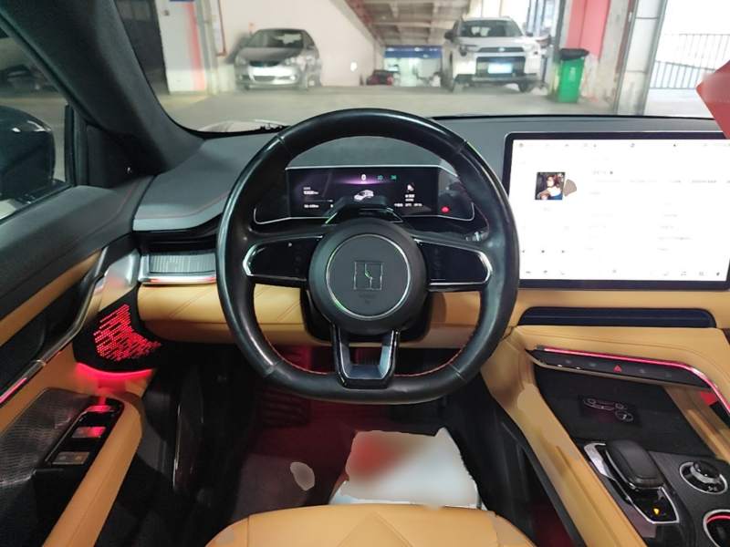 Used Zeekr 001 2023 YOU Edition 100 kWh — 10
